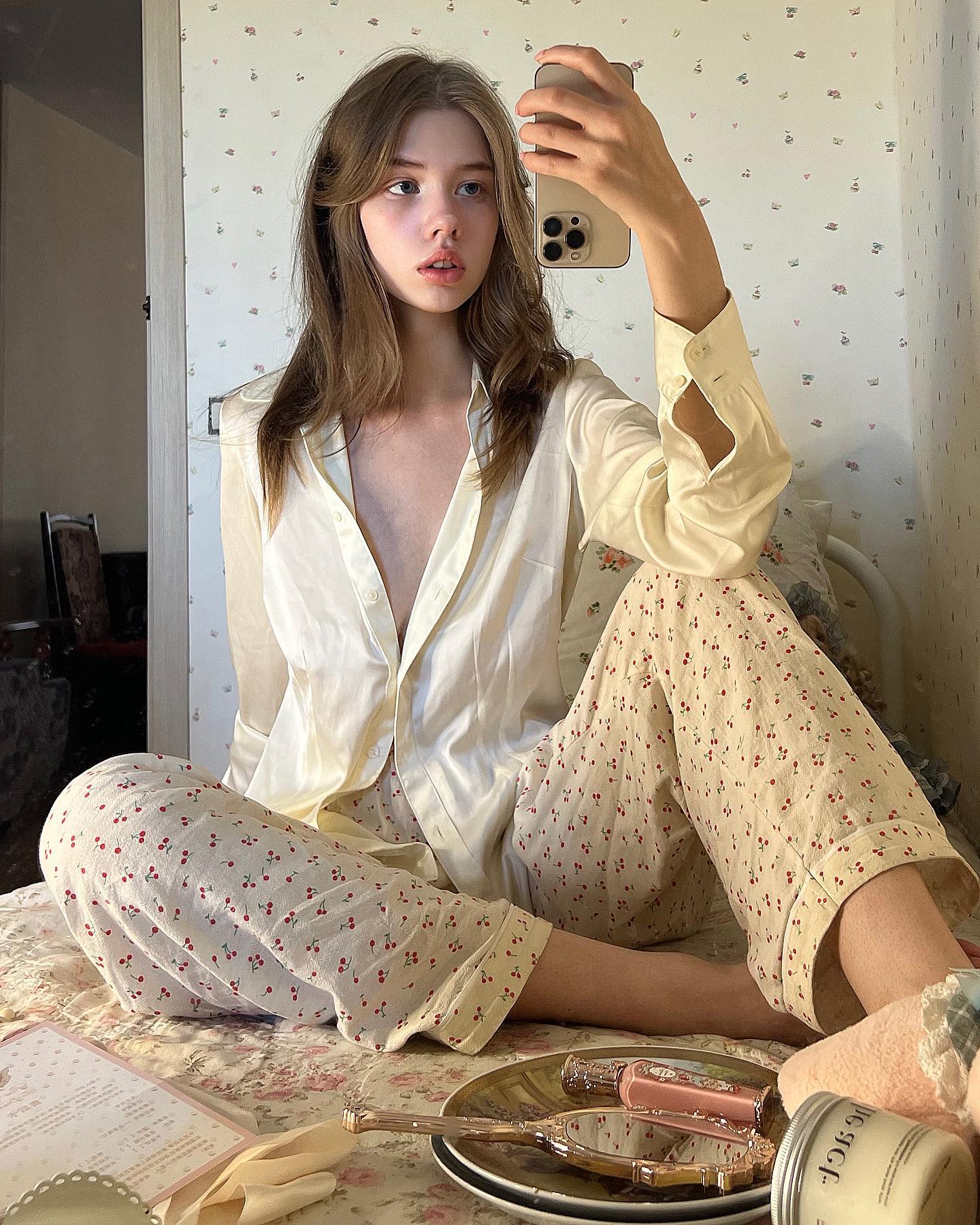 _tero._ instagram image archive image