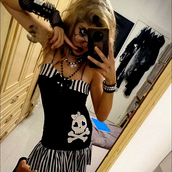 _wayw4rd_ instagram image archive image
