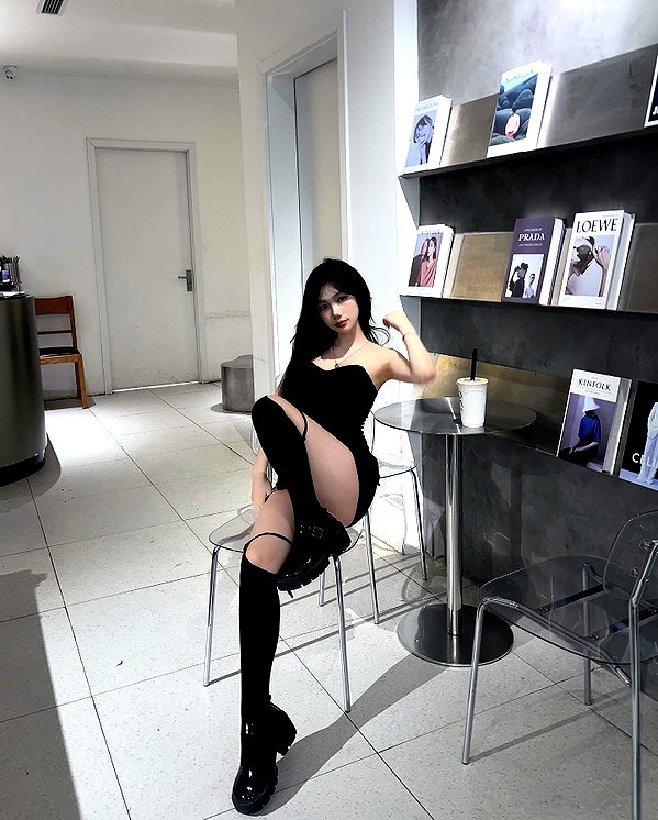 _wiyc.knz instagram image archive image