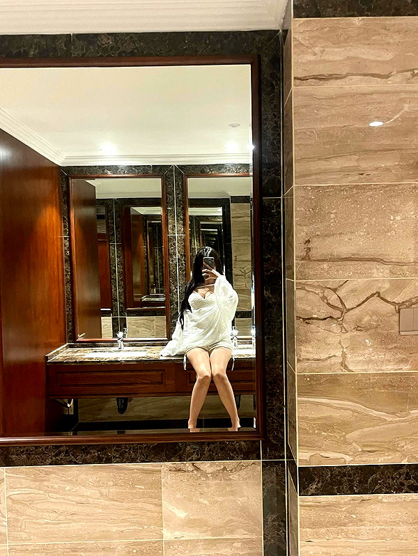 _wiyc.knz instagram image archive image