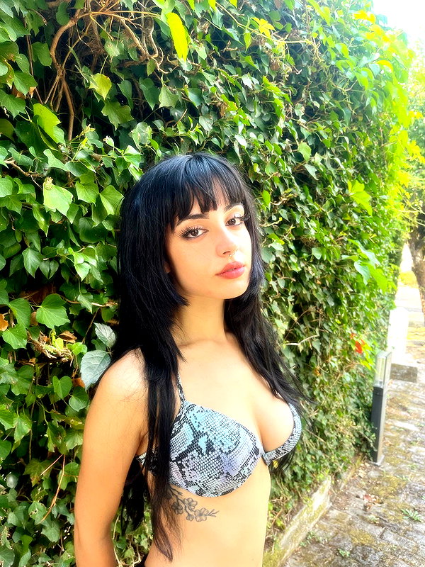 adalombardi_ instagram image archive image