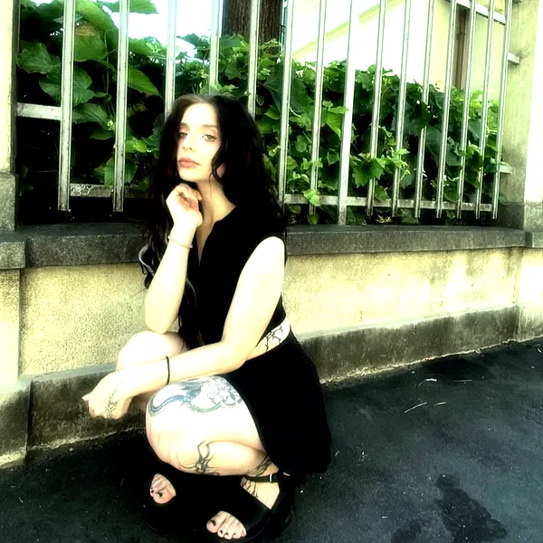 aekamee aekamee archive image