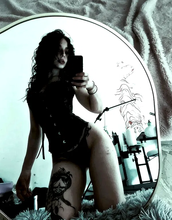 aekamee aekamee archive image