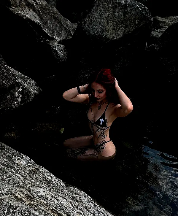 aekamee aekamee archive image