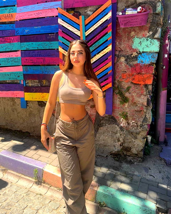 agam__mallka instagram image archive image