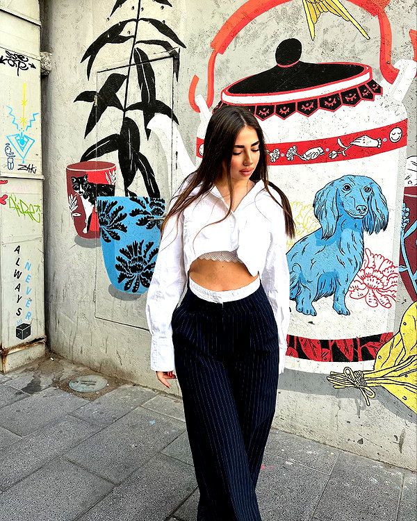 agam__mallka instagram image archive image