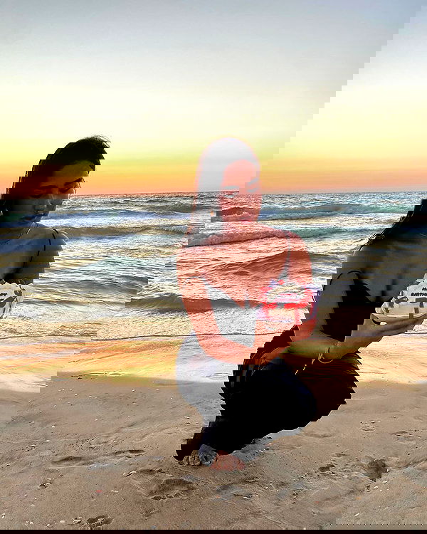 agambuzaglo122 image ~ Altpins