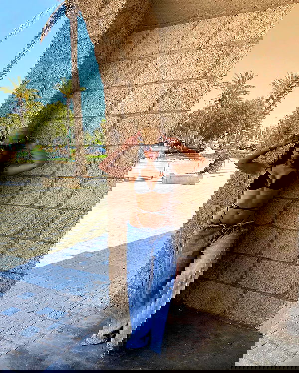 agambuzaglo122 image ~ Altpins