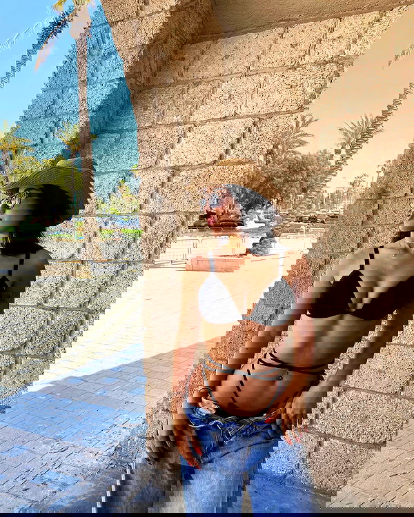 agambuzaglo122 image ~ Altpins