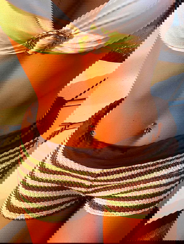 agambuzaglo122 image ~ Altpins