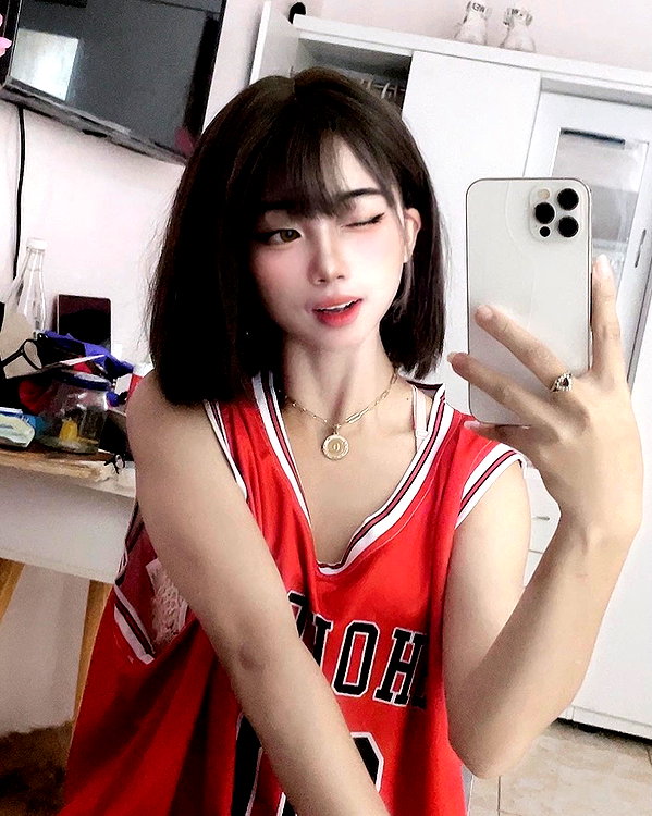 akariiiiiiiu instagram image archive image