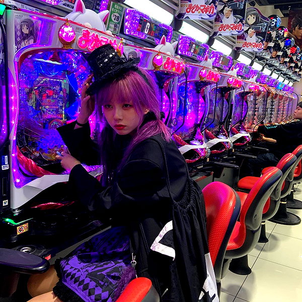 akeri.homura instagram image archive image