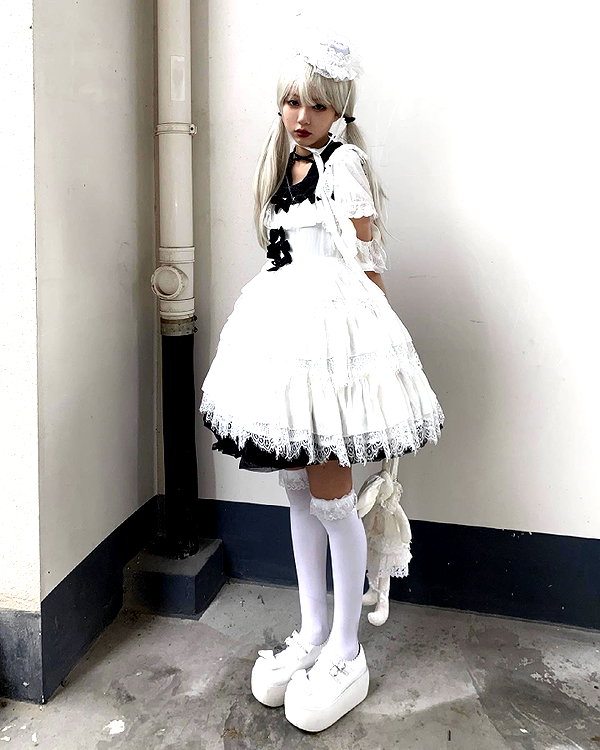 akeri.homura instagram image archive image