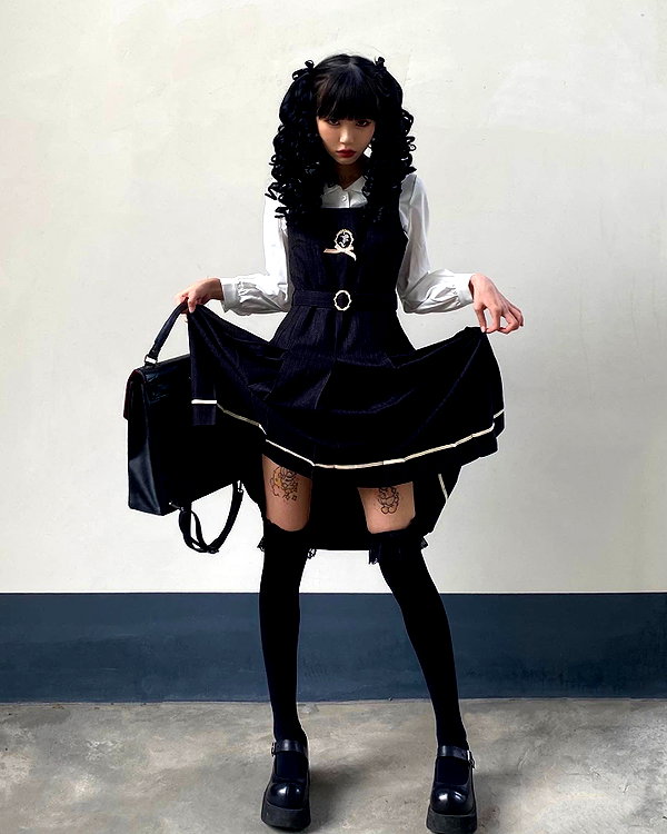 akeri.homura instagram image archive image