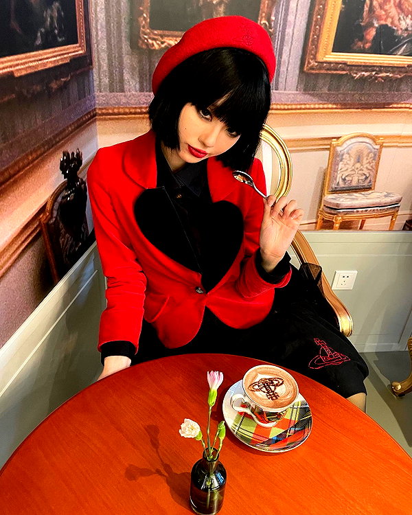 akeri.homura instagram image archive image