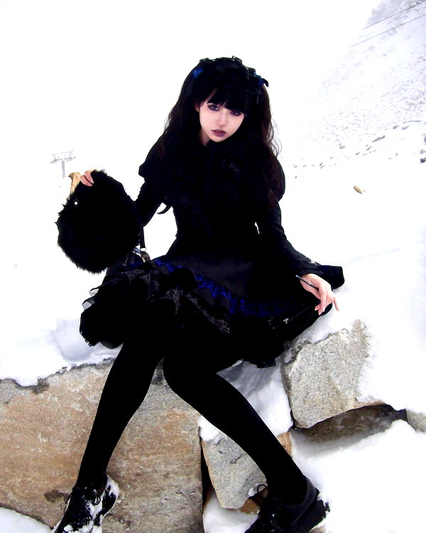 akeri.homura instagram image archive image