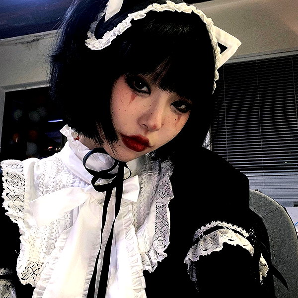 akeri.homura instagram image archive image