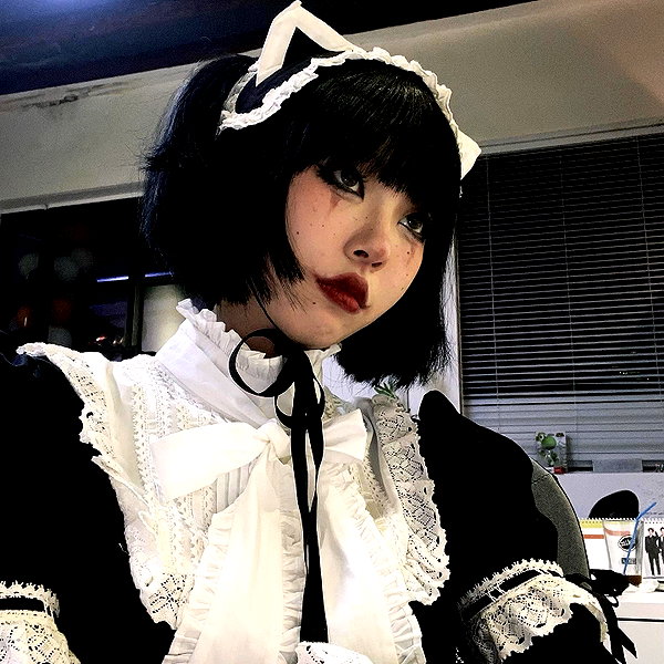 akeri.homura instagram image archive image