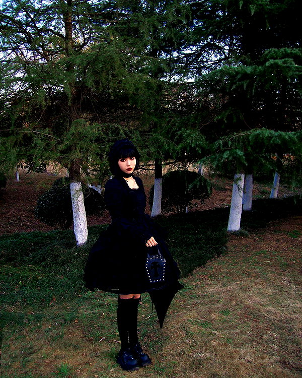 akeri.homura instagram image archive image