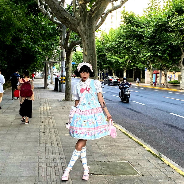 akeri.homura instagram image archive image