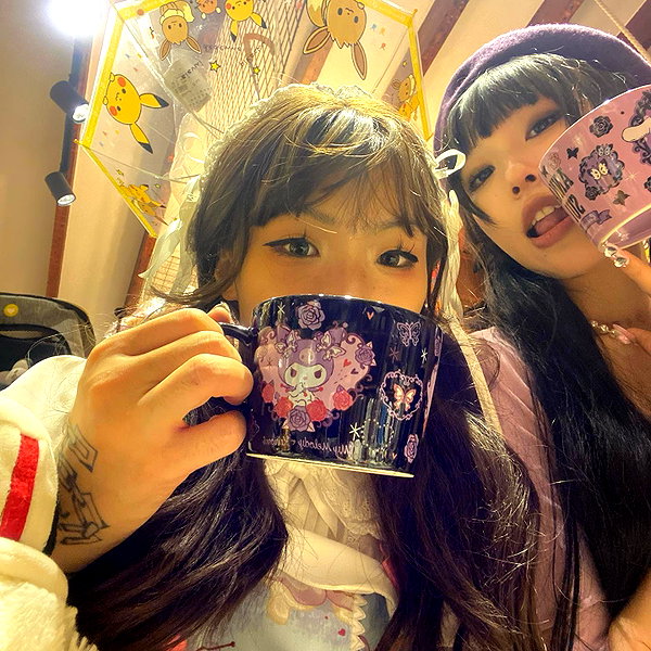 akeri.homura instagram image archive image