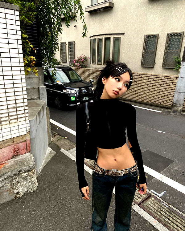 akeri.homura instagram image archive image