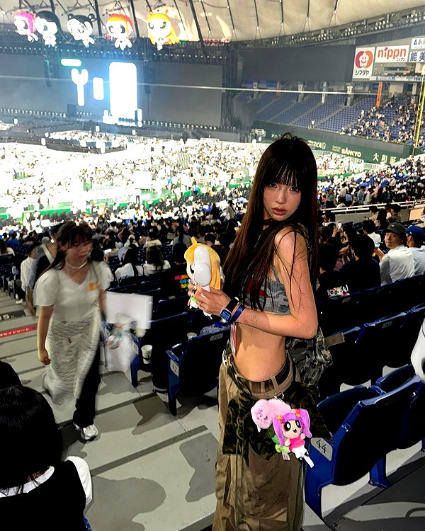 akeri.homura instagram image archive image