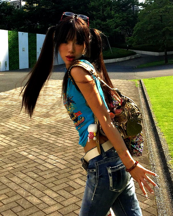 akeri.homura instagram image archive image
