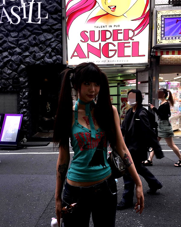 akeri.homura instagram image archive image