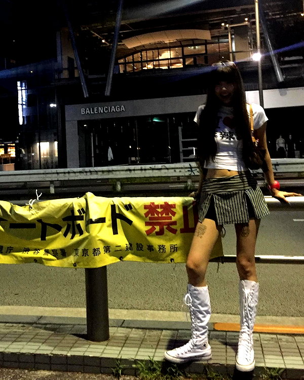akeri.homura instagram image archive image