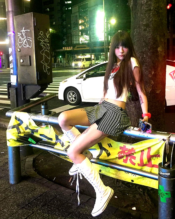 akeri.homura instagram image archive image