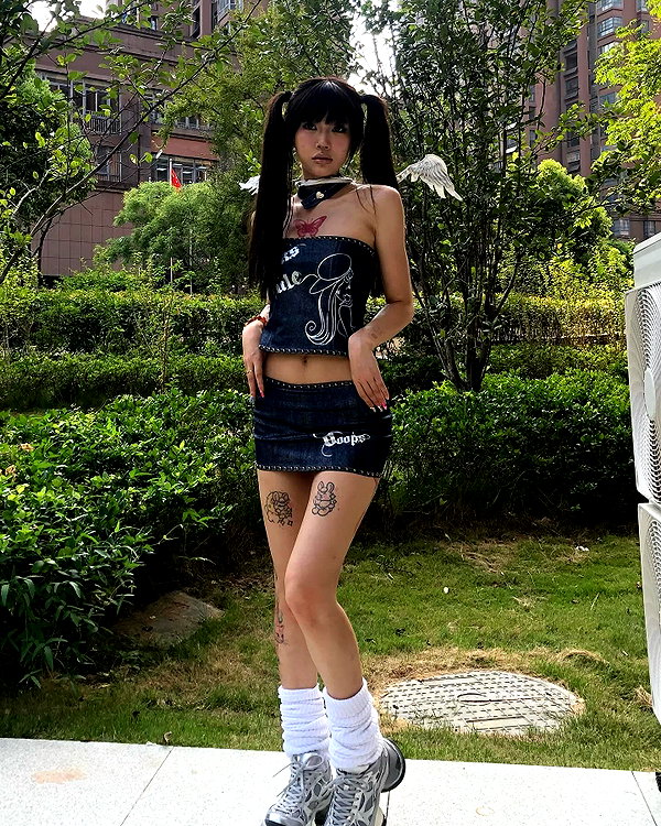 akeri.homura instagram image archive image