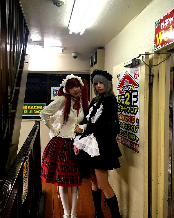 akeri.homura instagram image archive image