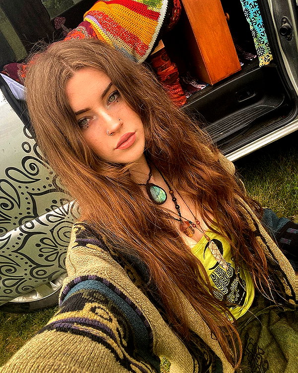 aleiisha.piixiie instagram image archive image
