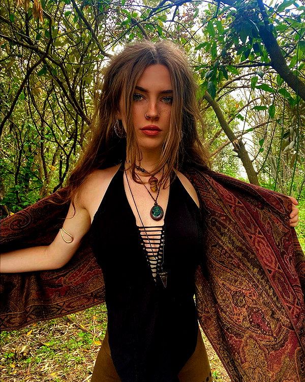 aleiisha.piixiie instagram image archive image