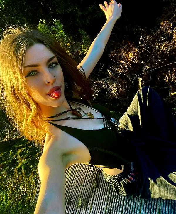 aleiisha.piixiie instagram image archive image