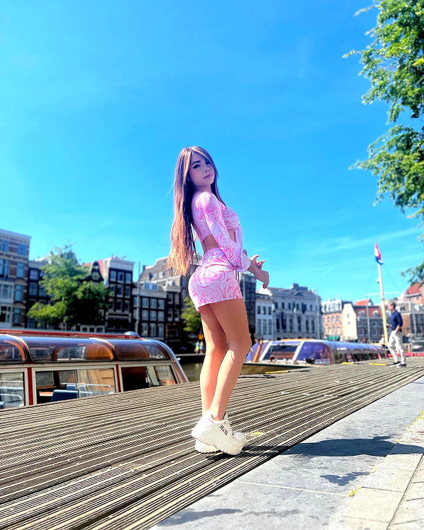 aleja_he777 instagram image archive image