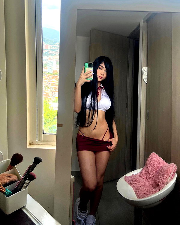 aleja_he777 instagram image archive image