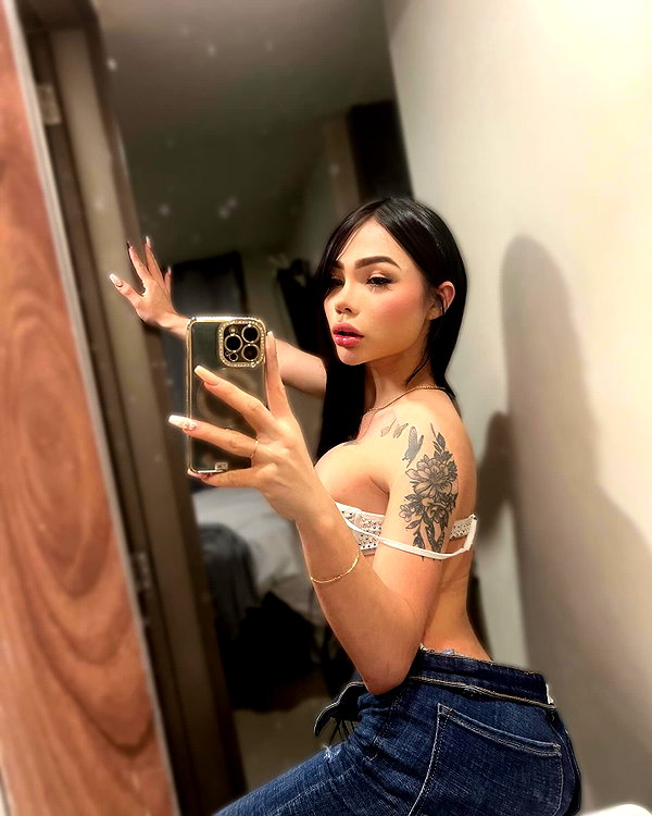 aleja_he777 instagram image archive image