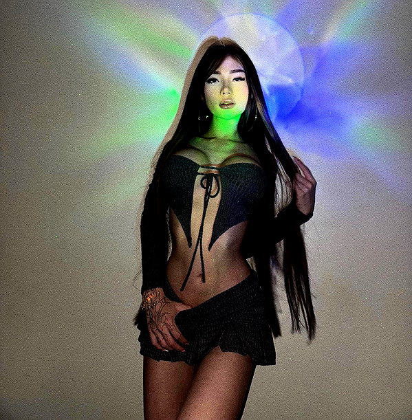 aleja_he777 instagram image archive image