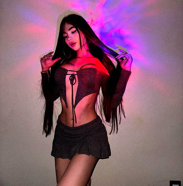 aleja_he777 instagram image archive image