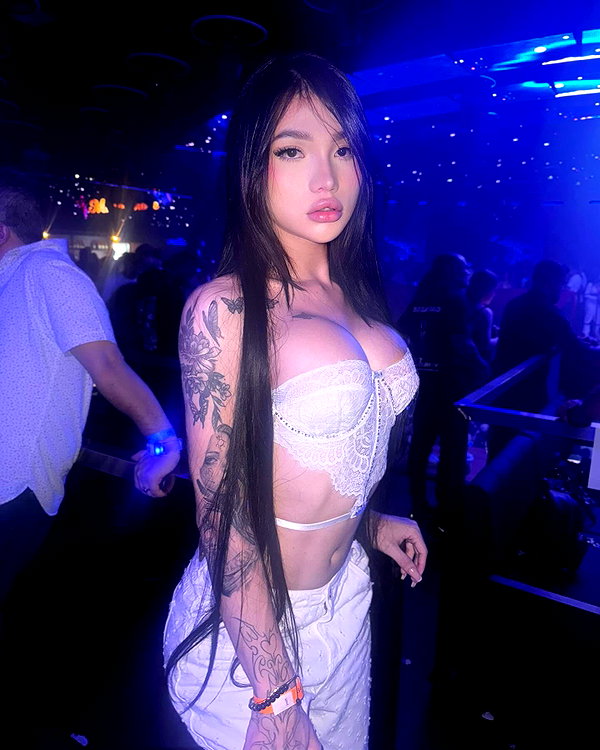 aleja_he777 instagram image archive image