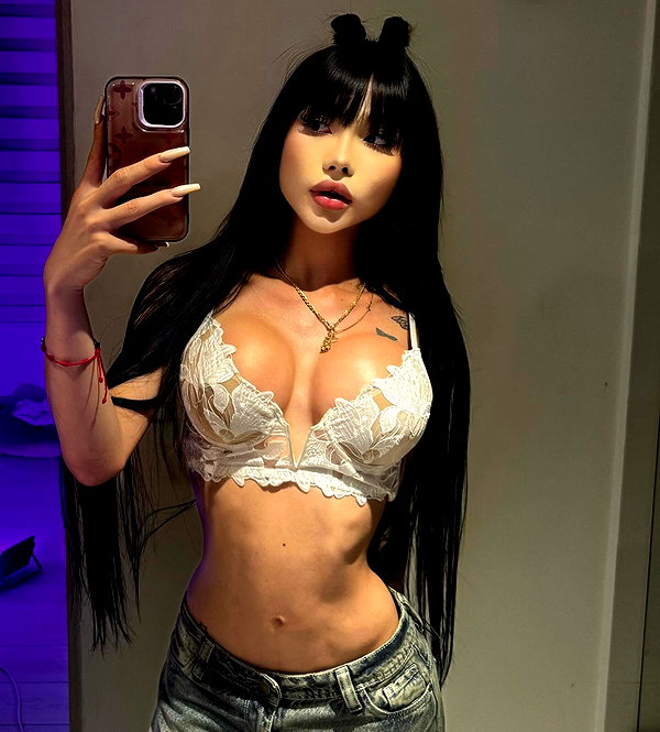 aleja_he777 instagram image archive image