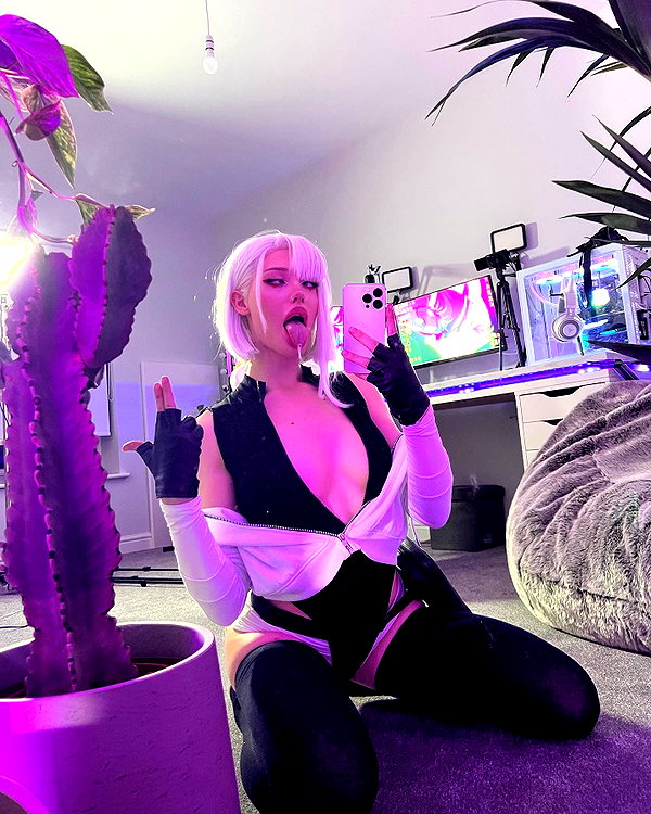 aleksandraverse instagram image archive image