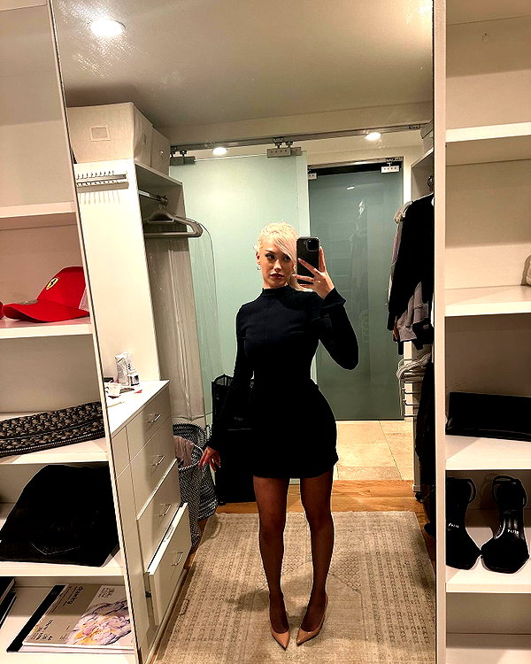 aleksandraverse instagram image archive image