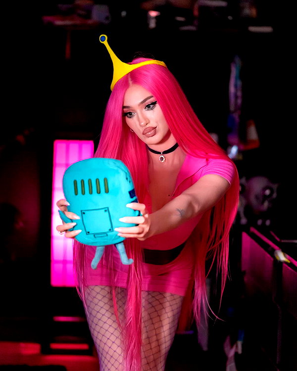 aleksandraverse instagram image archive image