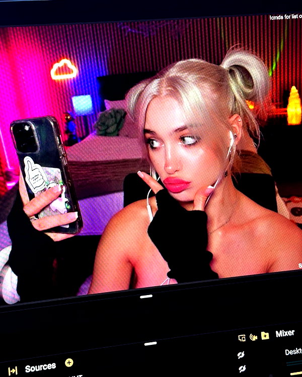 aleksandraverse instagram image archive image