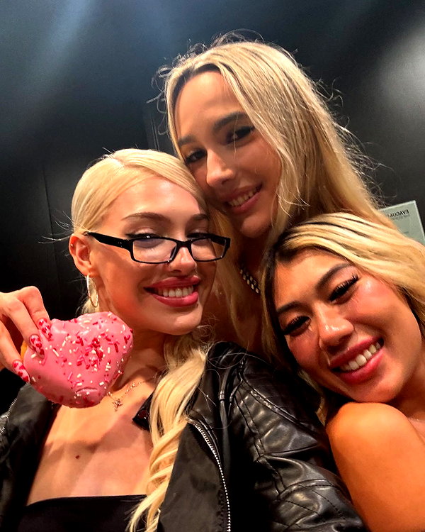 aleksandraverse instagram image archive image