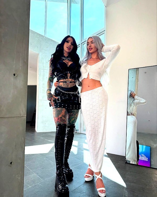 aleksandraverse instagram image archive image