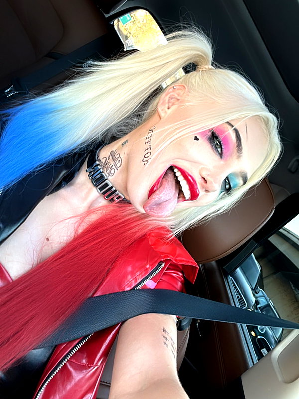 aleksandraverse instagram image archive image